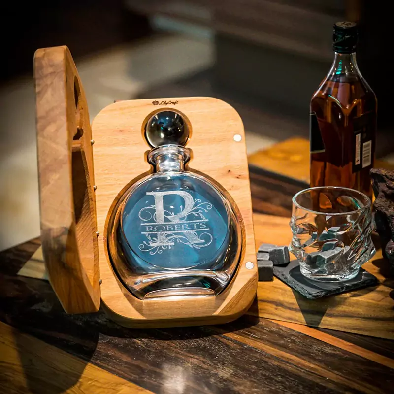 Unique Shape Glass Bottle Gift Box and Secondary Packaging